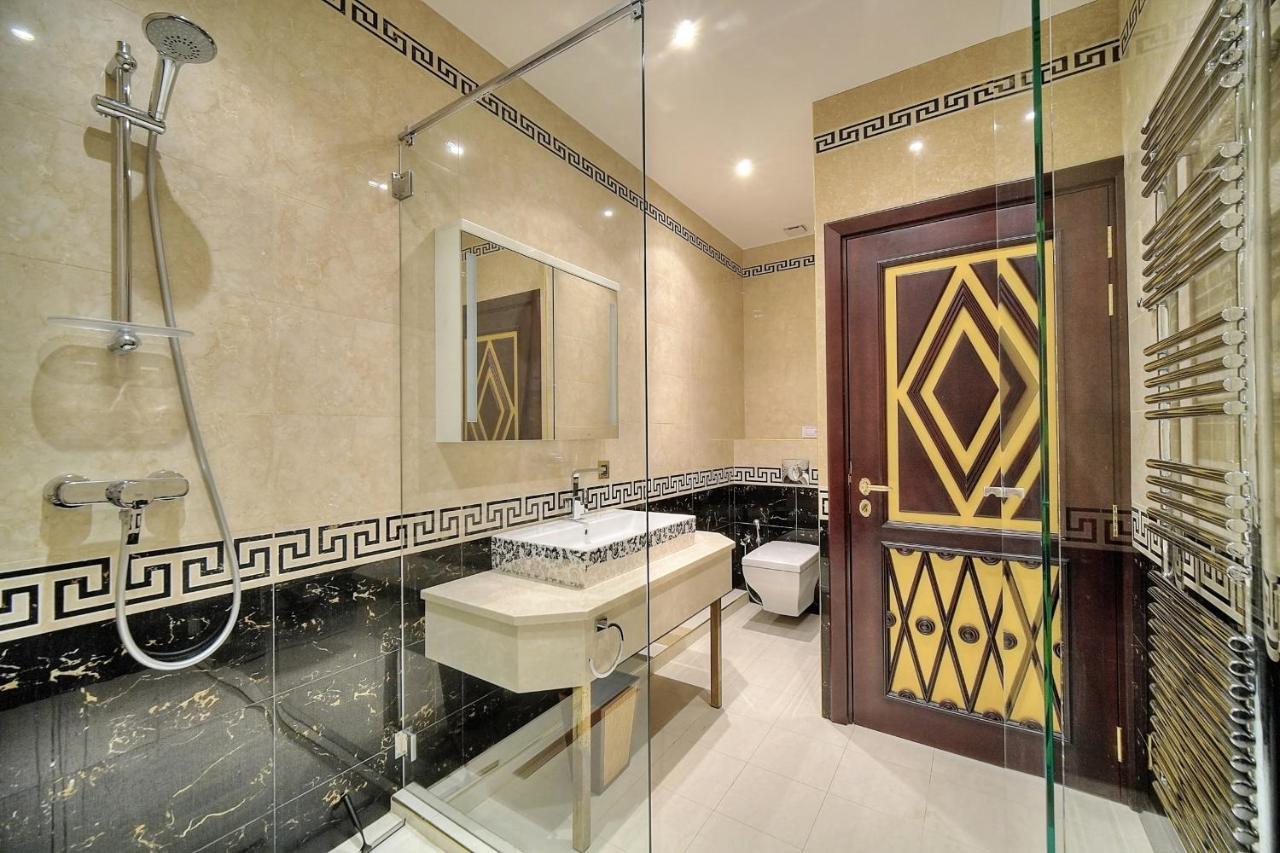 Ref 1757 - Back Croisette - Sea View For Rent * Cannes